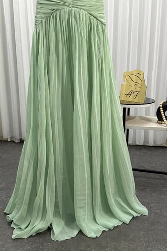 فستان سهره هالتر لون أخضر فاتح