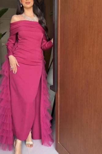 فستان سهره أوف شولدر بذيل طبقات لون فوشي