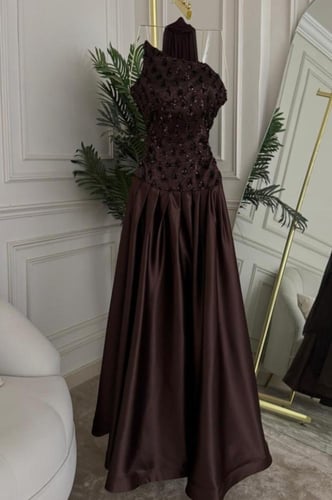 فستان سهرة توب أنيق بلونين بني و عودي