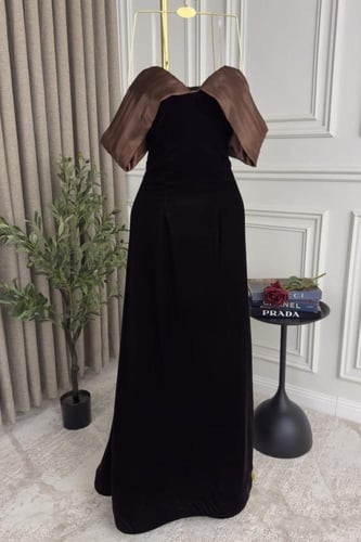 فستان سهرة أنيق لون بني