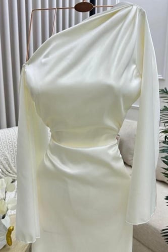 فيستان سهره أنيق أوف شولدر لون أبيض