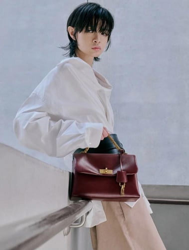 حقيبة ميديم ( الوان متعددة )