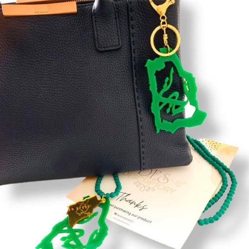 تعليقة شنطة (ديرتي )