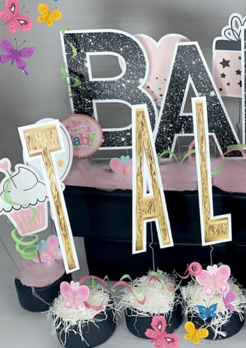 زينة تحديد جنس المولود