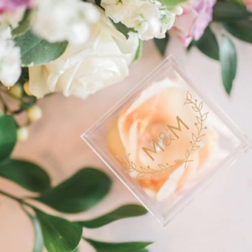 صندوق خواتم اكريلك