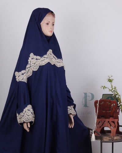 سجادة صلاة مخمل مبطنه بالديباج