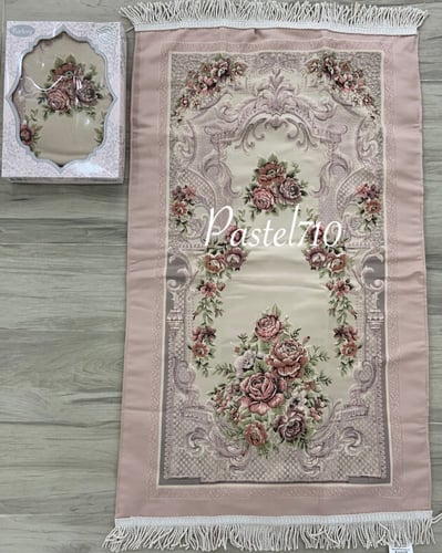 سجادة صلاة مورده مبطنة بالقماش متوفر (5) الوان