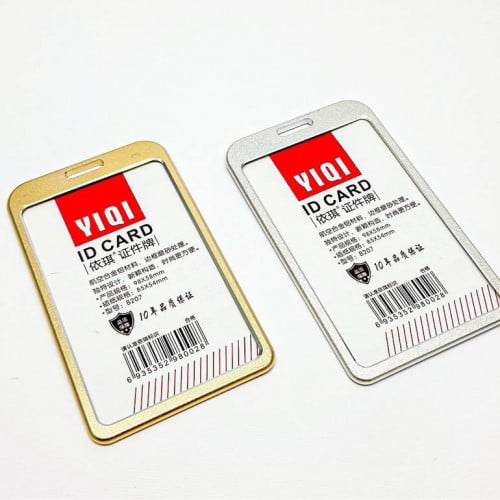 حامل بطاقة معدني