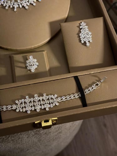 طقم فضة فخم هاله