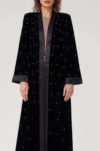 عبايه مخمل بالشك