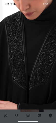 عبايه بشت مخمل