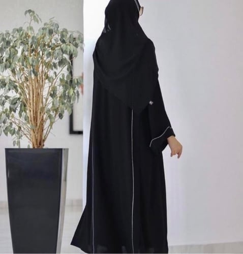 عباية ناعمه