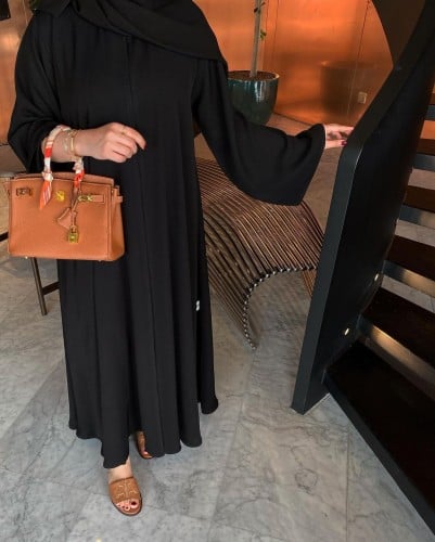 عباية ساده راقيه