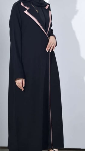 عباية ناعمه وردي