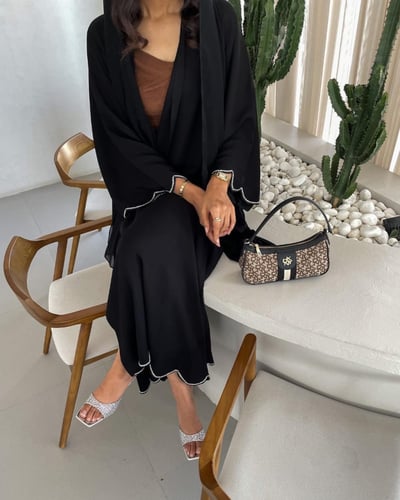 عباية بحريني ناعمه