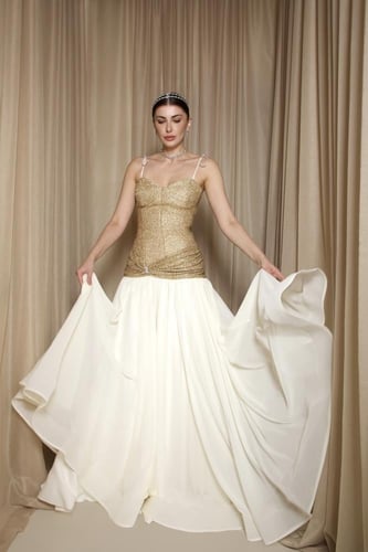 Gold Reflection | انعكاس الذهب