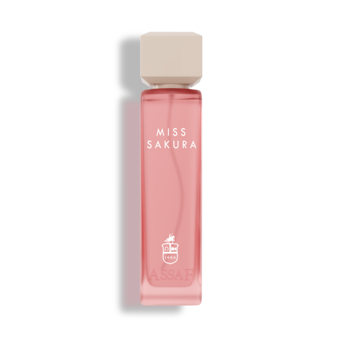 عطر مس ساكورا عساف
