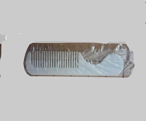 200 حبه مشط أبيض بمقبض