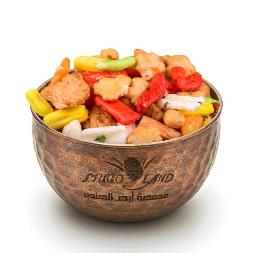 مكسرات ملونة