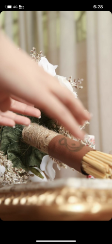 لوقو مسكات جلد