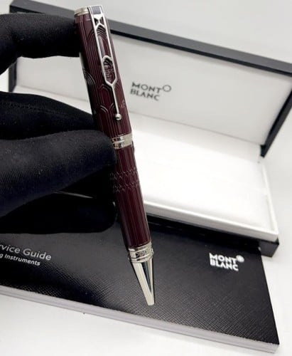 قلم مونت بلاك من مجموعة فكتور