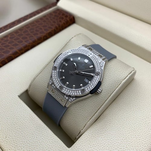 ساعة هوبلت ربل النسائيه كلاسيك