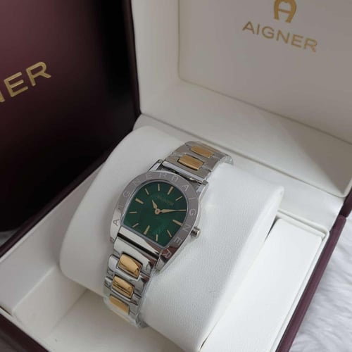 ساعة اقنر نسائي الجديده