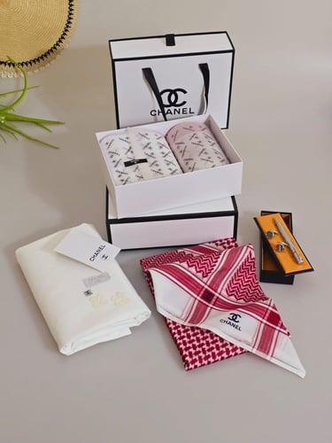 قماش وشماغ شانيل