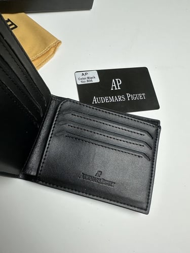 محفظة اودمار بياجية