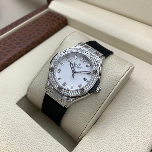 ساعة هوبلت ربل النسائيه كلاسيك