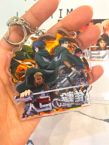 Attack on Titan big keychain (1)