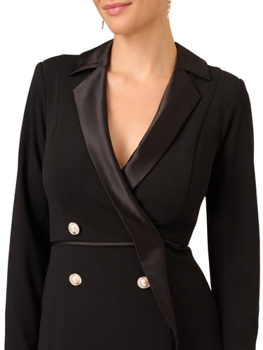 فستان بأكمام طويلة مع أزرار مرصعة بالجواهر باللون...