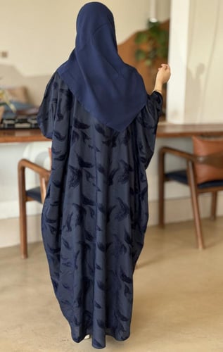 عباية بطرحة سيدتي كحلي