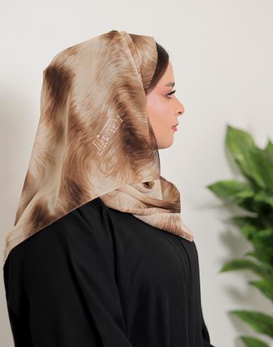 B -طرحة جرجيت ملون ذهبي 17