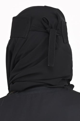 نقاب بحريني جاذبية ياباني