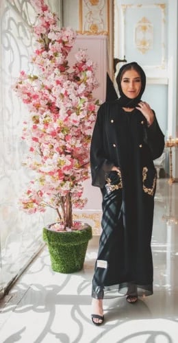 عباية تطريز ذهبي