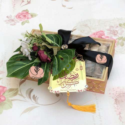 صواني تقديمات العيد. و رمضان ( قطعه واحده )