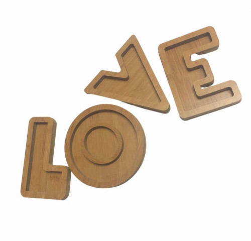 قالب خشب LOVE مكون من 4 احرف