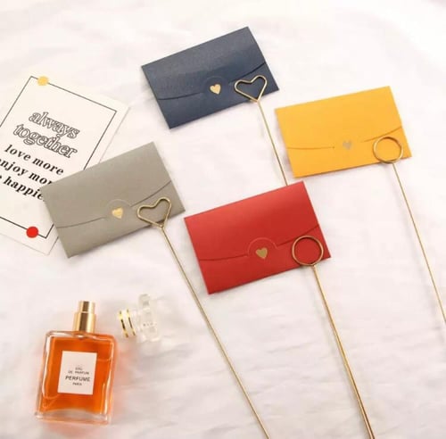 حامل بطاقات الورد والهدايا / تغريسات بطاقه ( قطعه...