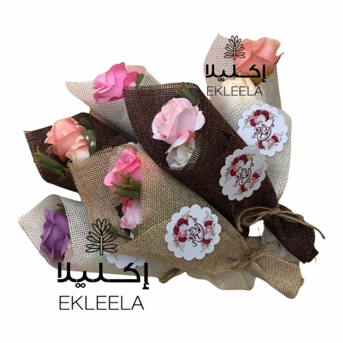 ميني بوكيه ورد صناعي حجم صغير منوع اللون والشكل (...