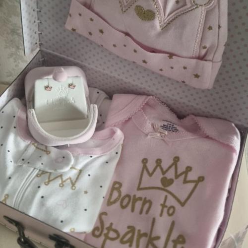 هدية الاميرات