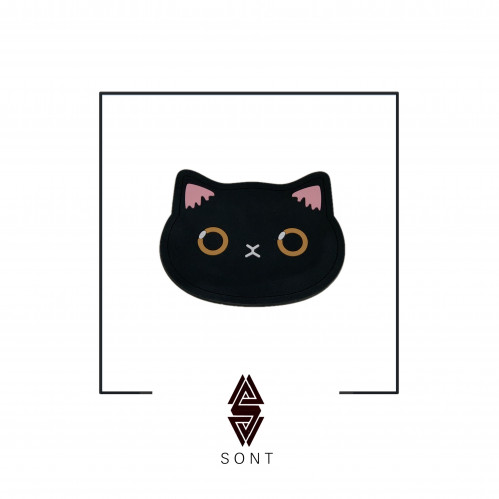 القط على شكل قاعدة للأكواب