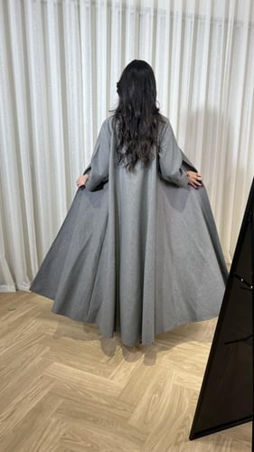 عباية جوخ رمادي