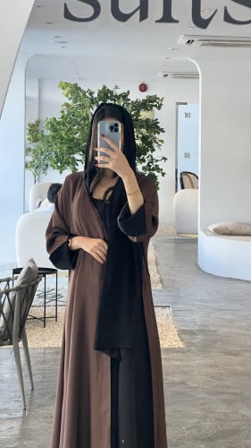 دبل فيس قصة عادية