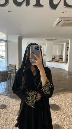 عباية شك ذهبي