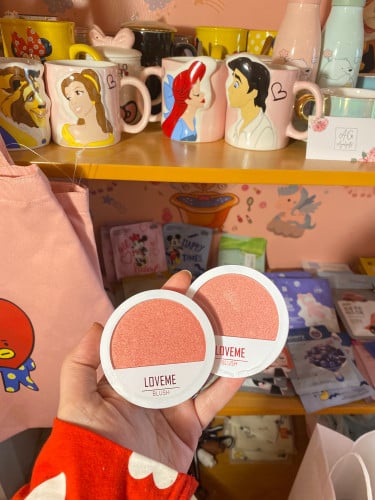 بلاشر وردي بلمعه الحبه