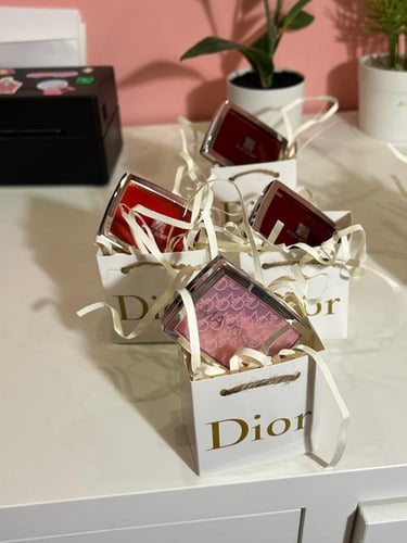 باكج توزيعات ديور ١٢ حبه ارواج وقلوسات وبلاشرات