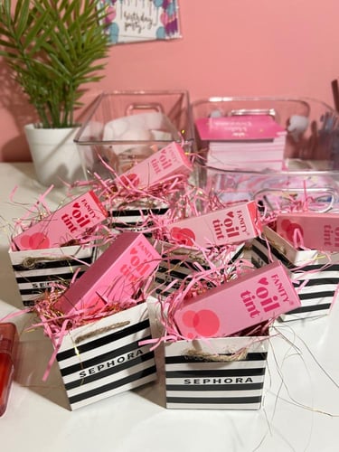 توزيعات ٦ حبات سيفورا تنت اويل