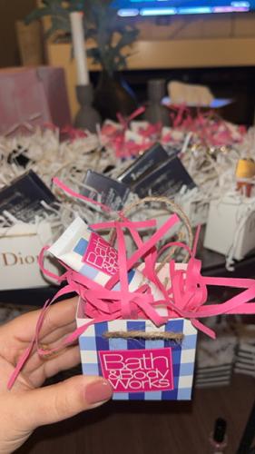 توزيعات باث كريم