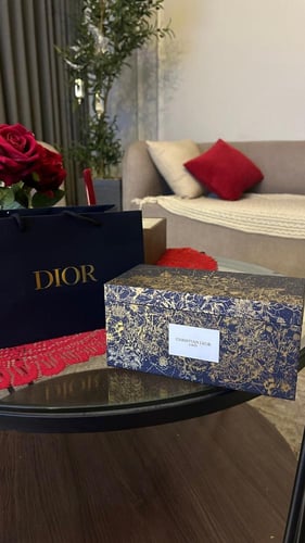 بوكس ديور ١٠ عطورات تولات ميني ديور لتوزيعات العيد